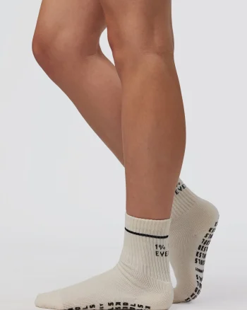 Online LSKD 1% Better Pilates Grip Sock Off White Black