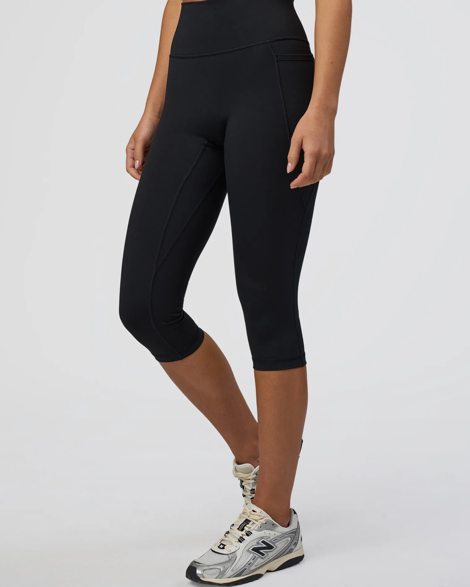 fusion-ultra-high-rise-34-legg-ITCdxcFY-1.webp Outlet LSKD Fusion Ultra High-Rise 3/4 Legging Pockets Black