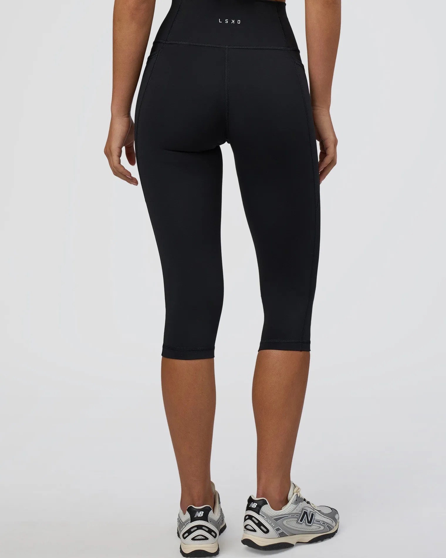 fusion-ultra-high-rise-34-legg-ITCdxcFY-2.webp Outlet LSKD Fusion Ultra High-Rise 3/4 Legging Pockets Black