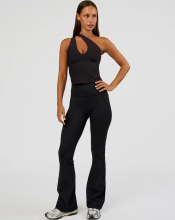 Fashion LSKD Fusion Ultra High-Rise Flared Petite Legging Pockets Black