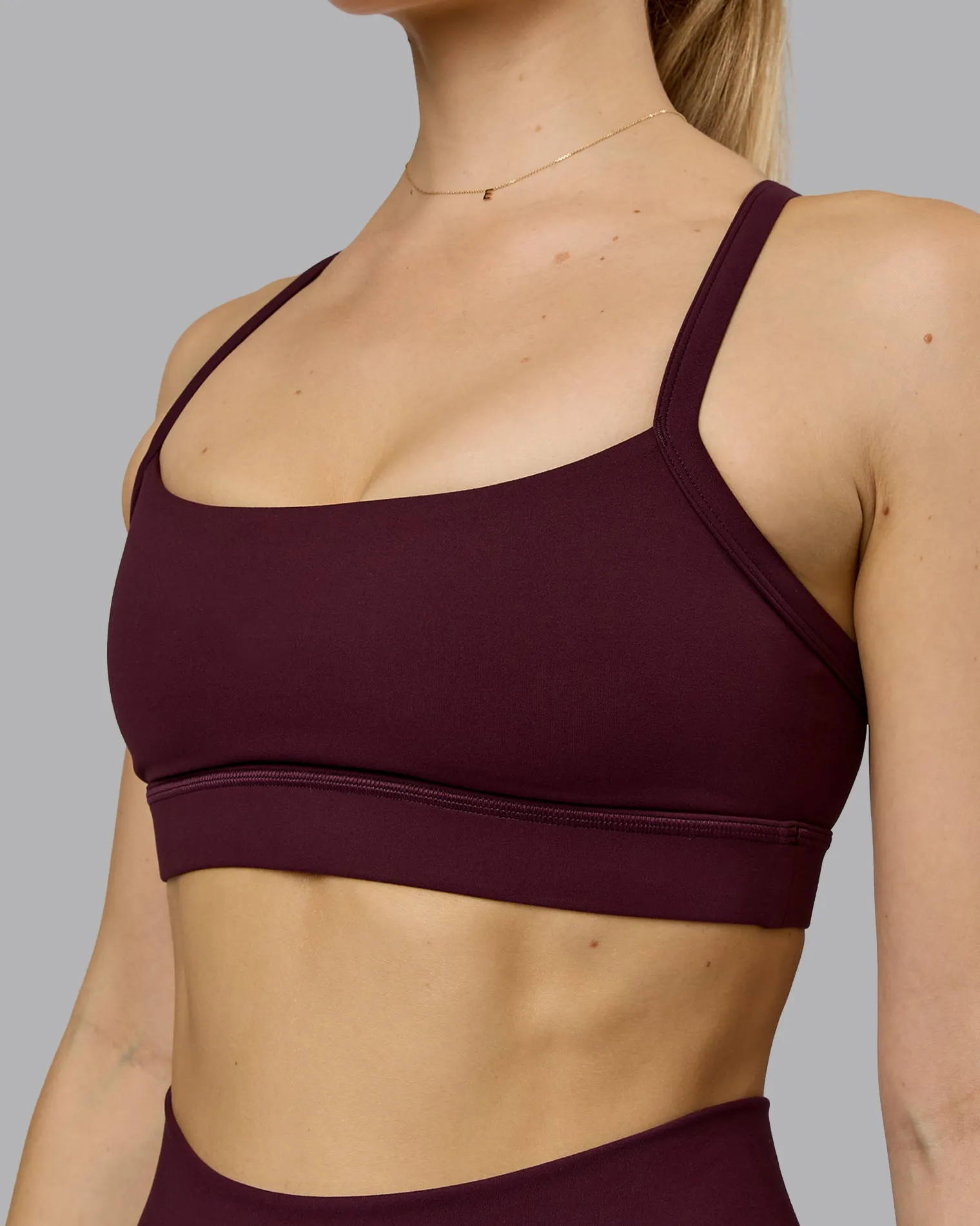 momentum-sports-bra-cJWrisKy-7.webp Outlet LSKD Momentum Sports Bra Cherry Lacquer