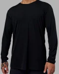 pace-running-long-sleeve-top-EfAHycuP-0.webp