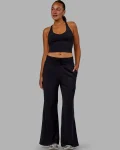 restore-cloudflx-wide-leg-pant-ZOrbdxrw-0.webp