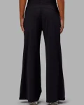 restore-cloudflx-wide-leg-pant-ZOrbdxrw-0.webp