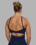 twist-shelf-bra-tank-zJvzztpq-0.webp