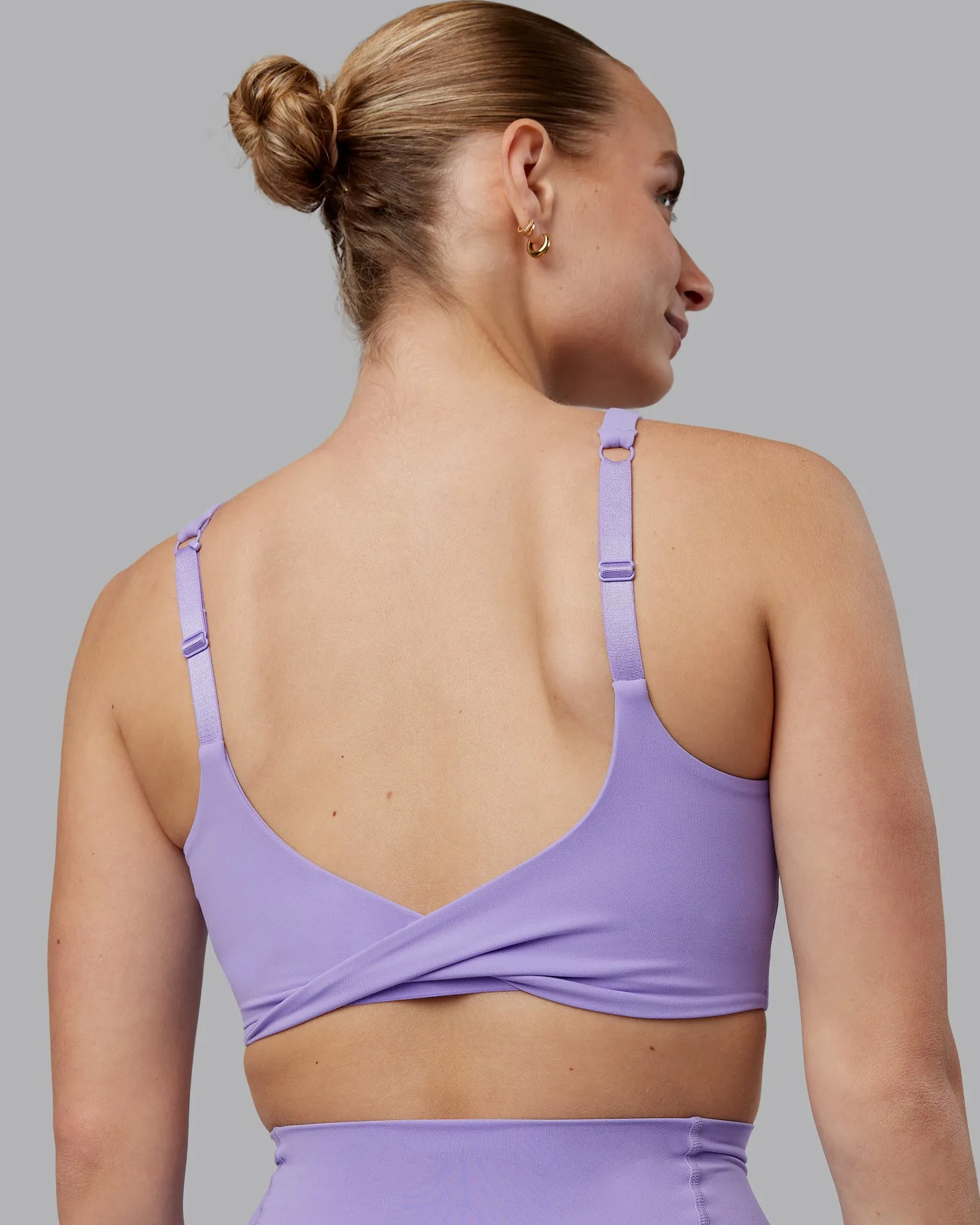 twist-sports-bra-ddde-sCLeSvZs-2.webp Hot LSKD Twist Sports Bra D/DD/E Violet Ray